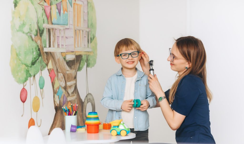 Защита от коклюша и четырех других инфекций в одном уколе: вакцина Пентаксим (Франция) в наличии в Центре педиатрии